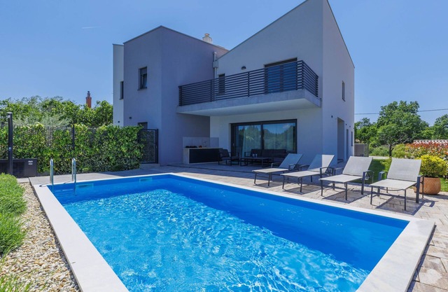 Villa Isabela by Interhome