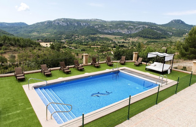 VILLA ISLA-IDEAL FOR FAMILIES -FREE WIFI -BBQ-CHILDREN'S AREA- ECOLOGICAL HOUSE
