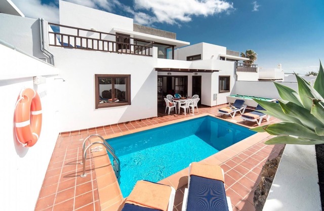 Villa Julianne 3 - Three Bedroom Villa, Sleeps 6