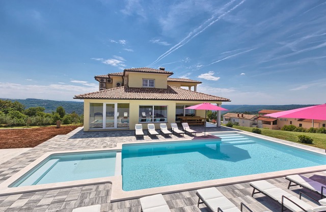 Villa Karli