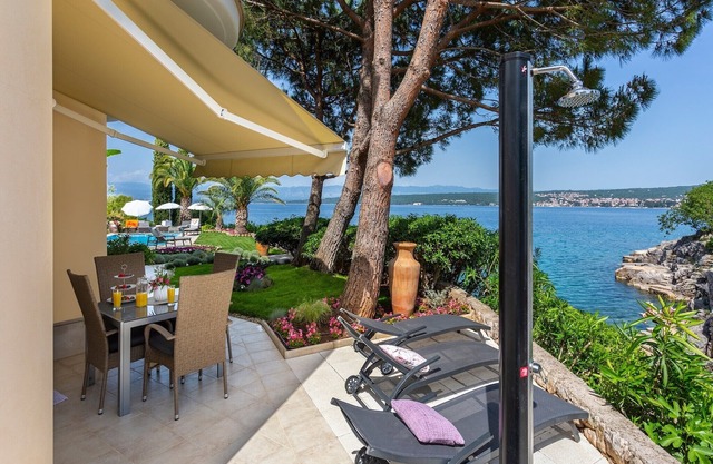 Villa Klara - One Bedroom Apartman with Terrace