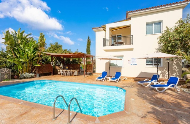 Villa Kleopatra - Four Bedroom Villa, Sleeps 9
