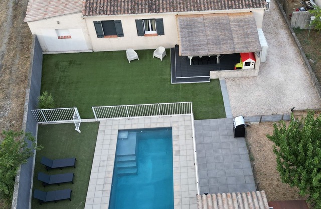 Villa l'oasis du Pont in the south of France! Swimming pool and quiet.