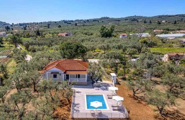 Villa La Onta by Villa Plus