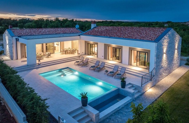 Villa Lastine - Beautiful Newly Built Modern Villa with Private Pool Near Rovinj