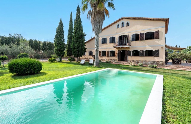 Villa 'Le Mirage' with Private Pool, Private Terrace and Wi-Fi