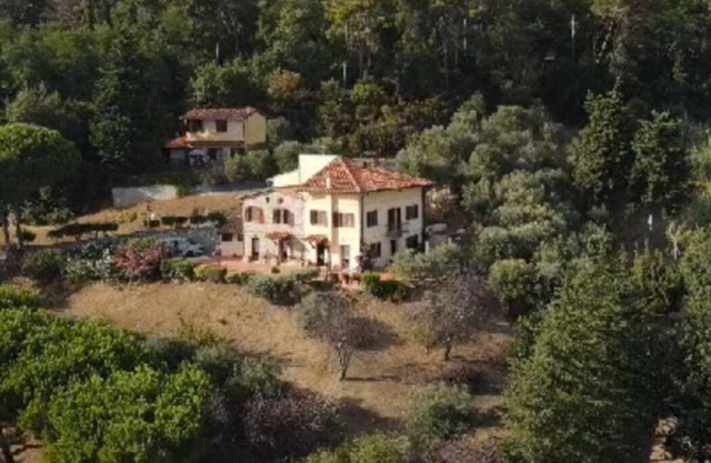 VILLA LE QUERCE, earthly paradise in the hills of Versilia