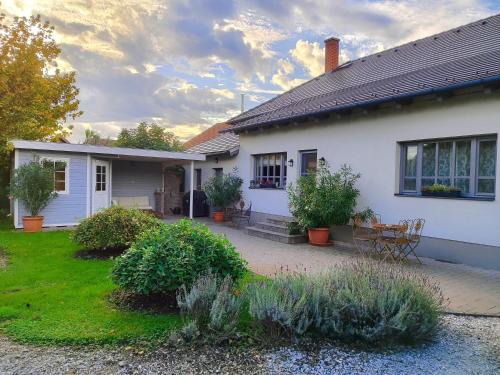 Villa Lenka