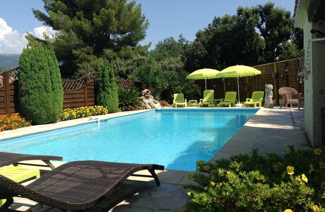 Villa les laurier private swimming pool Private terrace and garden
