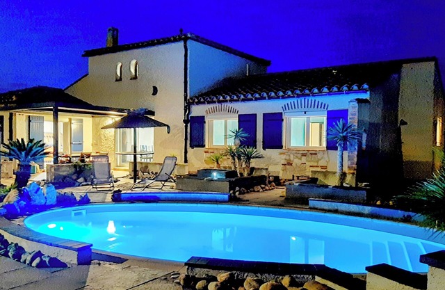 Villa Méditerranéenne 4 Chambres Plain-pied Avec Magnifique Piscine, Climatisée