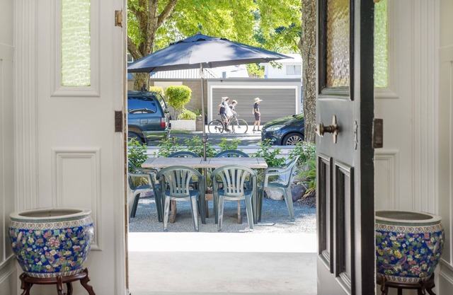 Villa Maitai - Central Nelson Holiday Home