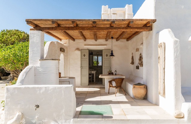 Villa 'Mari Art Cycladic Villas - Aeolos' with Sea View, Wi-Fi and Air Conditioning