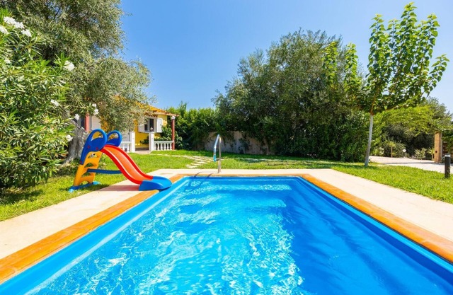 Villa Memi - Two Bedroom Villa, Sleeps 4
