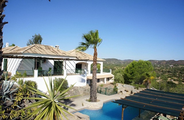 Villa Metacasa by Portucasa