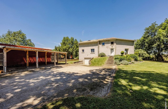 villa mirgous