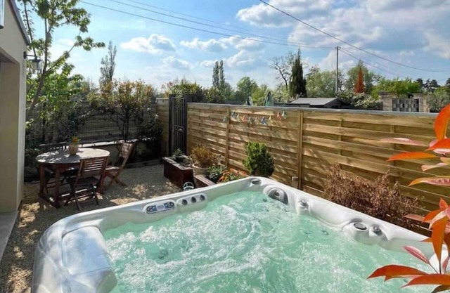 Villa Moderne Avec Jacuzzi Proche D'avignon