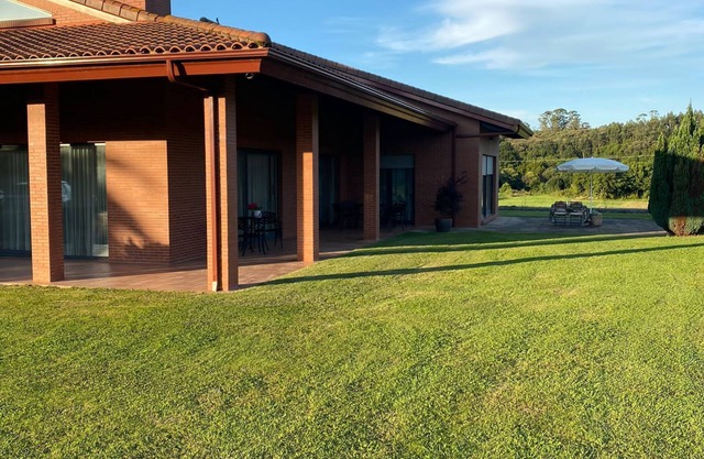 Villa Monastery. 15' from Santander