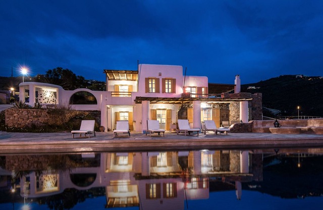 Villa Mykonos - 4 Bedrooms, Private Pool and Sea View