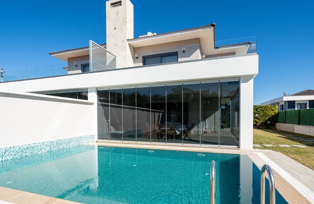 Villa Near Alibostan Beach in Cesme - AWZ 106