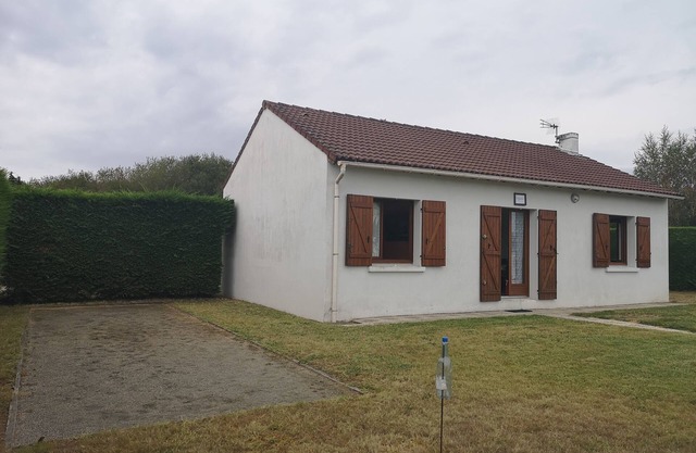 VILLA NEAR BEACH