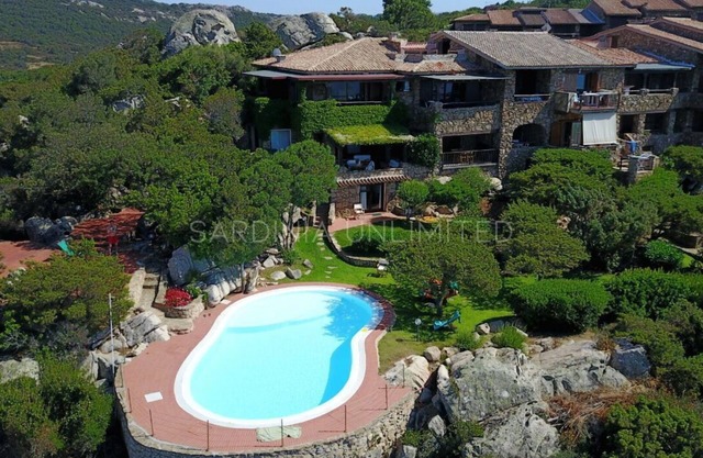 Villa near the sea with private pool: Villa Li Cuncheddi