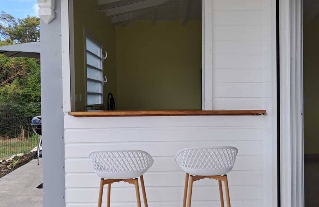 Villa neuve 3 pièces avec bar et climatisation À seulement 5 minutes de la plage