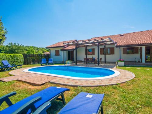 Villa Nika