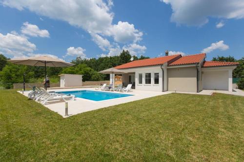 Villa Nikol