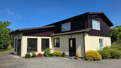 Villa Oši
