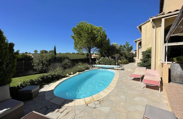 Villa of 100m2 with swimming pool near Montpellier