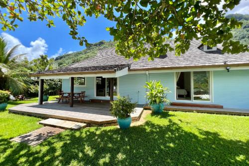 Villa Ohana - 4BR Beachfront Villa