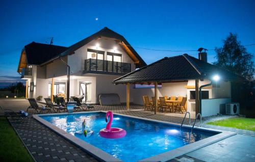 Villa Old Hills by Villas Guide