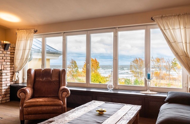 Villa on the beach, spacious loft with direct sea views