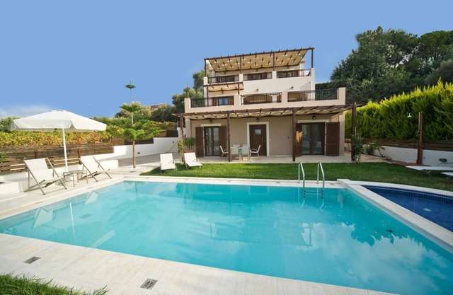 Villa Orsalia with private pool