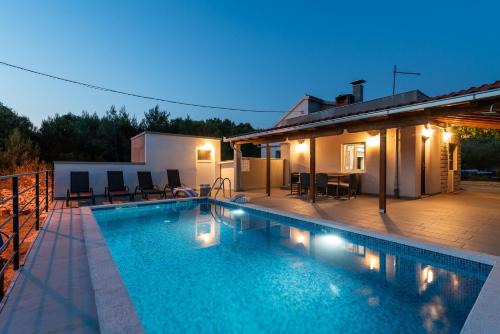 Villa Piedra Seget - A Hidden Paradise