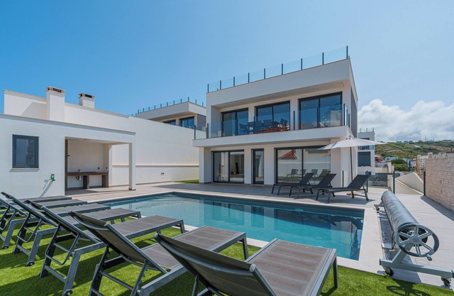 Villa Porto Dinheiro, with ocean view