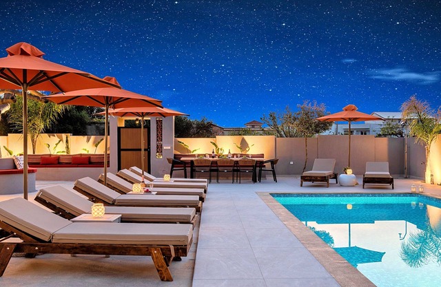 Villa Remezzo Heated Pool, Beach Side, 24 guests