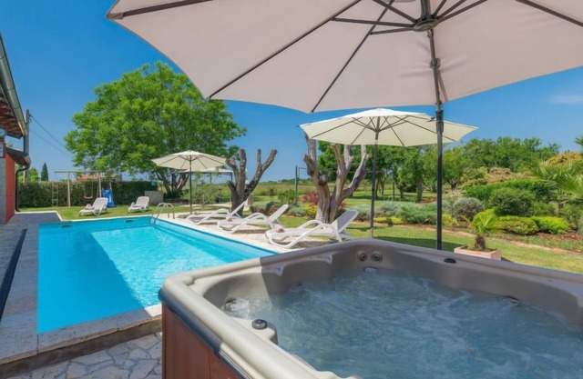 Villa Renzo by Interhome