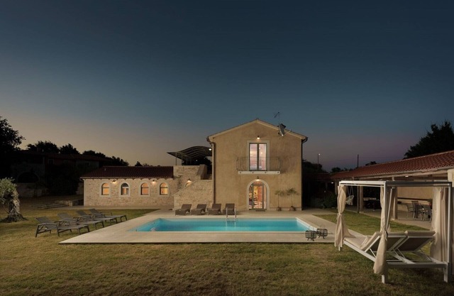 Villa Rustica - Luxurious villa with private pool, table tennis and darts