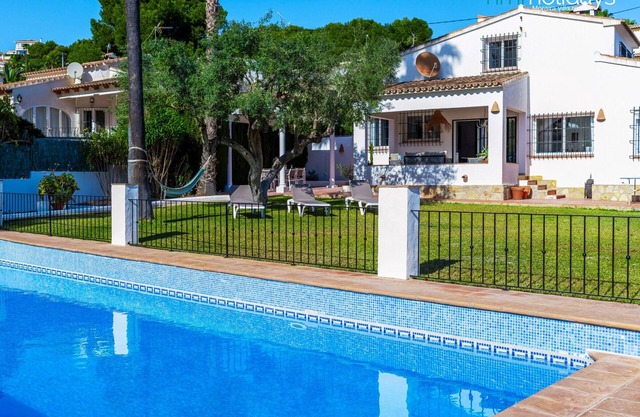 Villa Siesta - 3 bedroom villa in Moraira