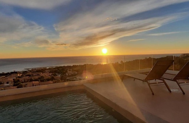 Villa-soleil-levant vue mer panoramique