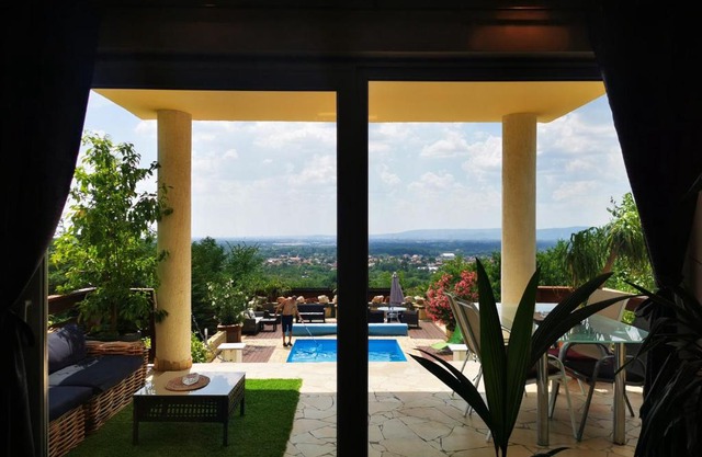 Villa Somlyó