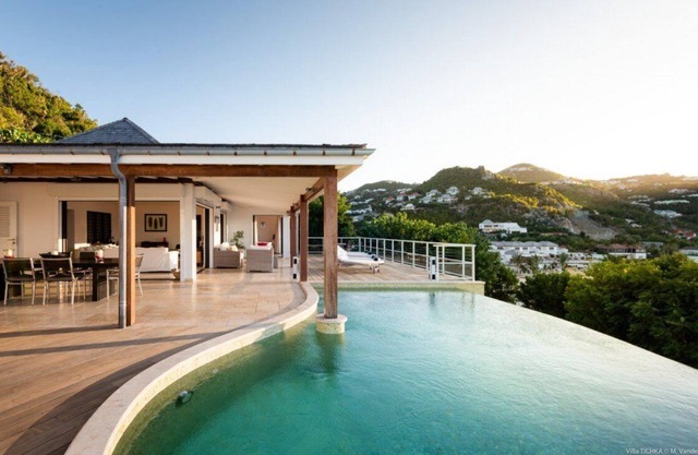 Villa Tichka in Flamands by Personal Villas - Gorgeous Infinity Edge Pool