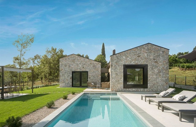 Villa Touch of Nature with Pool