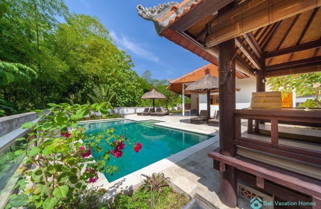 Villa Udara Lovina, Kalibukbuk