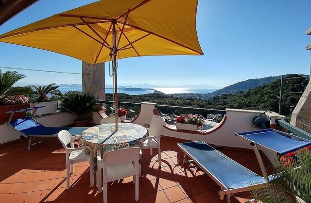 Villa Venturina A: A bright and sunny independent house located on the high coast in front of the sea, with Free WI-FI.