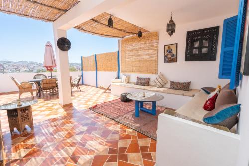 Villa vue mer à Merkala Beach, Plage & Corniche, 5' du centre ville, Décoration charmante style Riad entre tradition et modernité, WIFI, IPTV