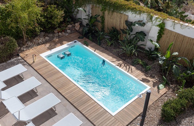 Villa "Water Run" with Sea View, Private Pool and Wi-Fi