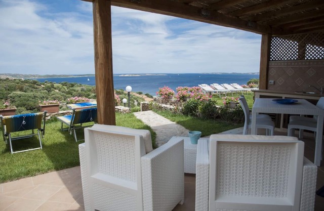 Villa with a great sea view in front of Caprera Island - 4 people