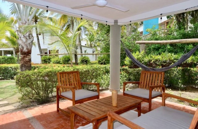 Villa with a view of the the sea and 50 meters away Gated community